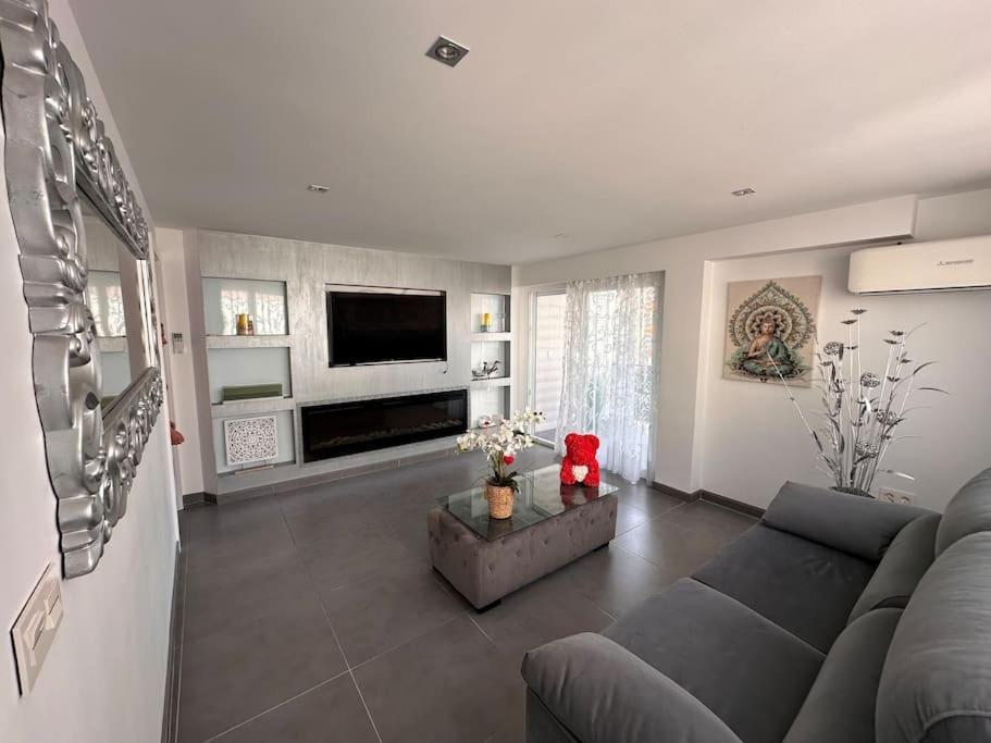 Apartment Paradiso,500m Playa Levante